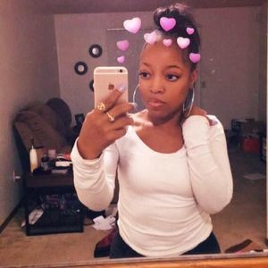 Meet your Posher, Kamara